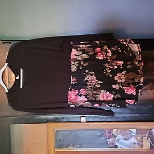 Black floral tunic